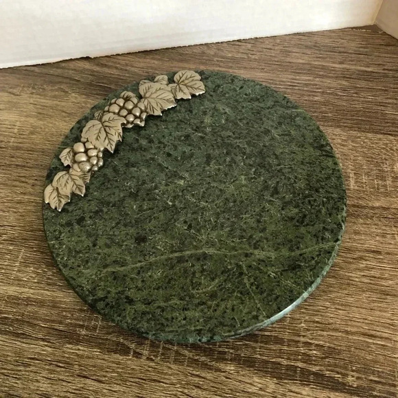 Vtg Marble Cheese Board  Round Trivet - Picture 1 of 5